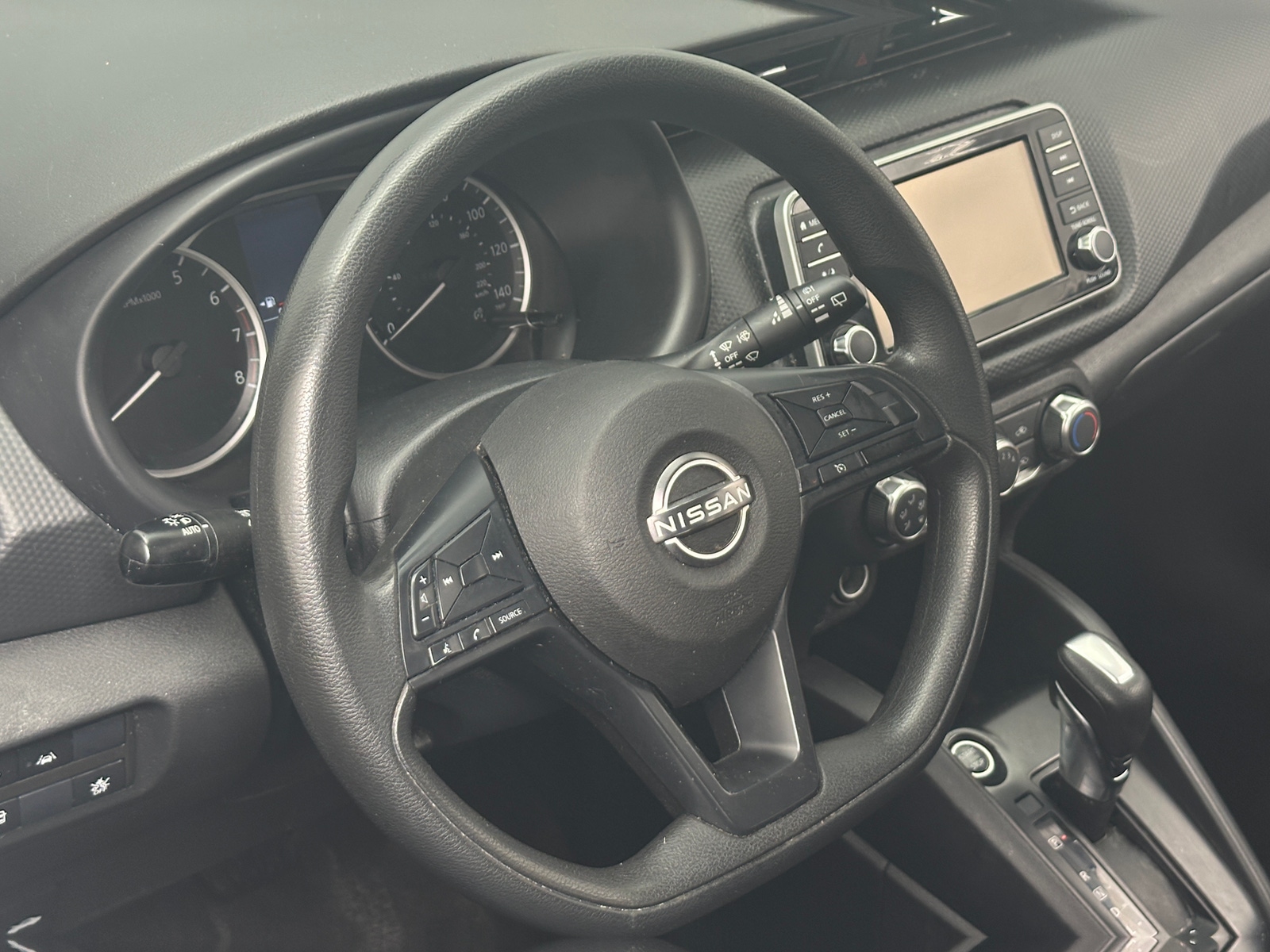 Thumbnail: 2023 Nissan Kicks - 5
