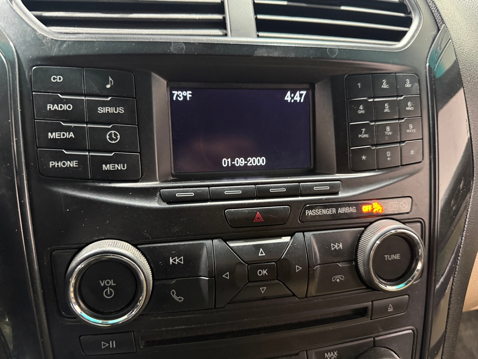 Thumbnail: 2016 Ford Explorer - 4