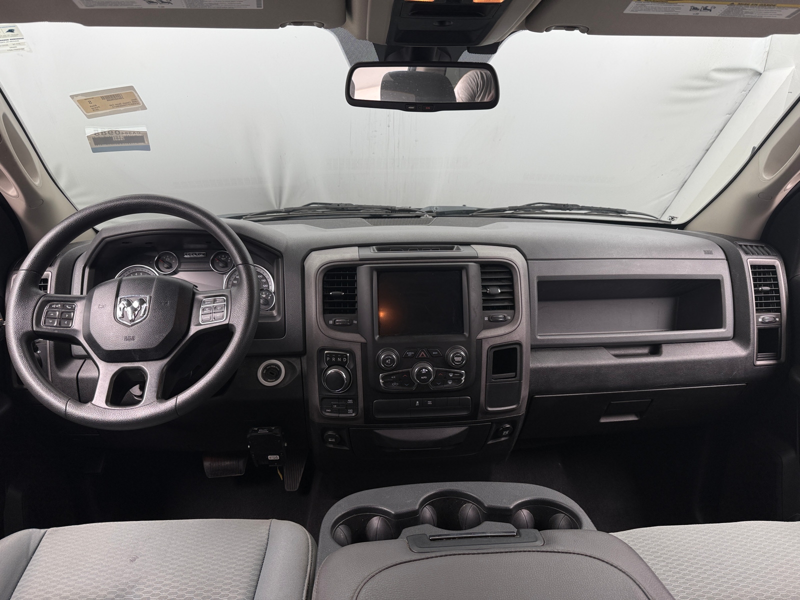 Thumbnail: 2019 RAM 1500 Classic - 3