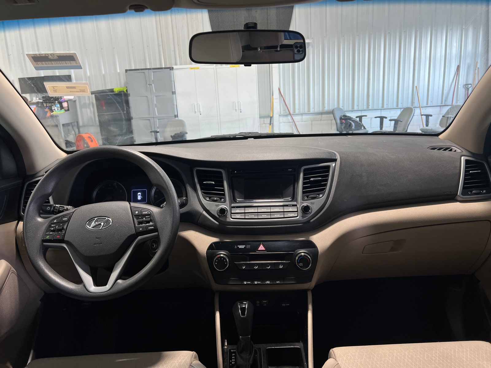 Thumbnail: 2017 Hyundai Tucson - 3