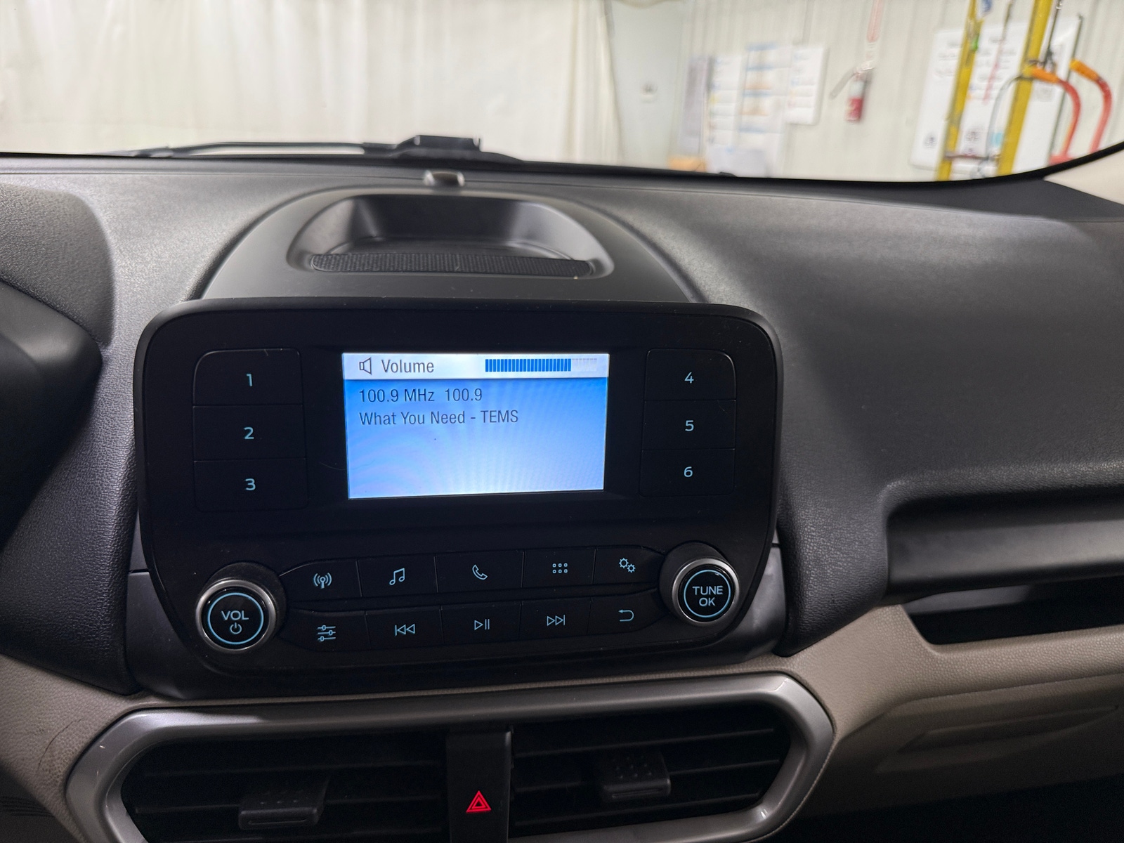 Thumbnail: 2019 Ford EcoSport - 4