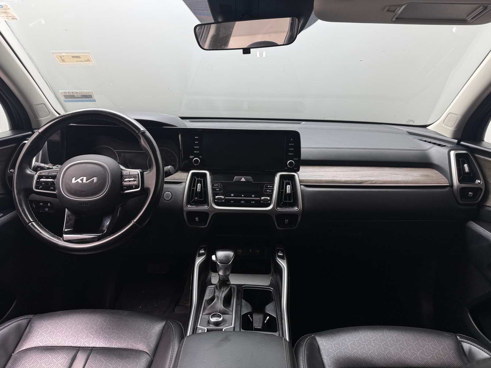 Thumbnail: 2022 Kia Sorento - 2