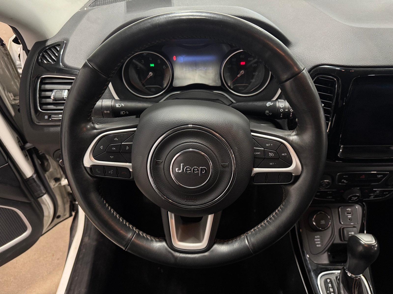 Thumbnail: 2019 Jeep Compass - 4