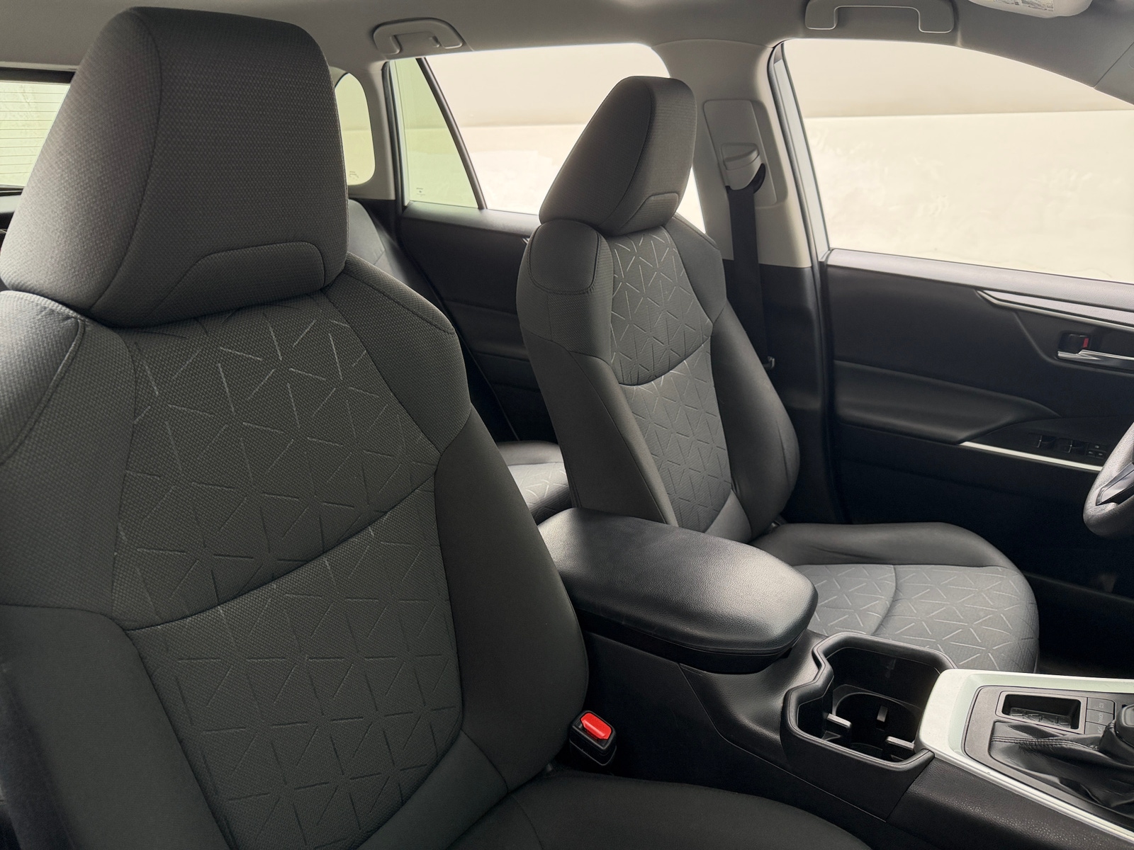 Thumbnail: 2022 Toyota RAV4 - 2