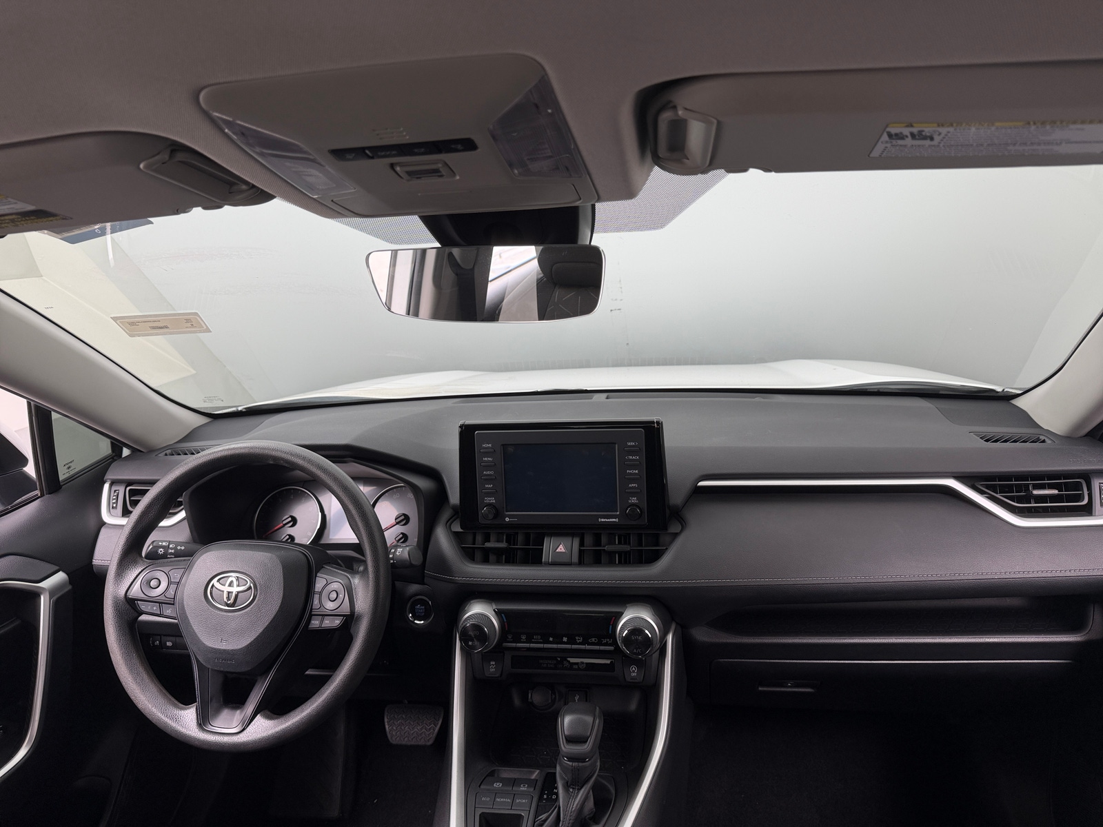 Thumbnail: 2022 Toyota RAV4 - 3