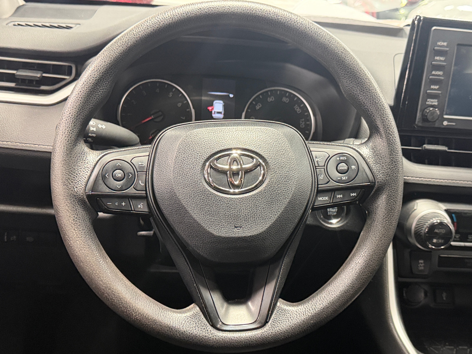 Thumbnail: 2022 Toyota RAV4 - 5