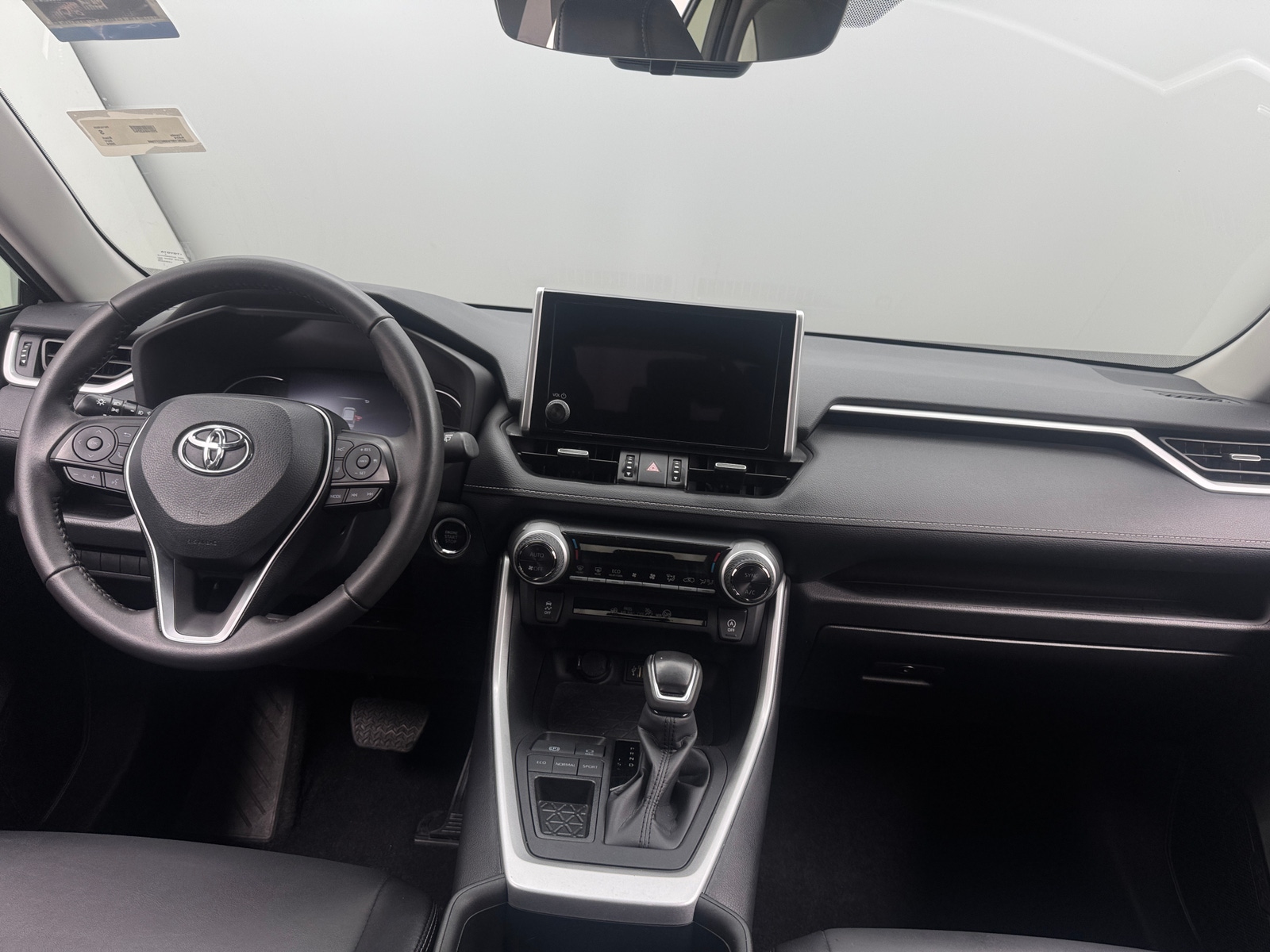 Thumbnail: 2024 Toyota RAV4 - 2