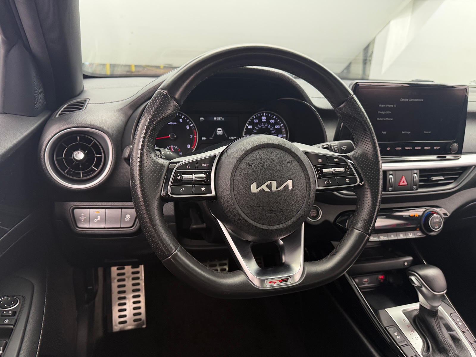 Thumbnail: 2024 Kia Forte - 4