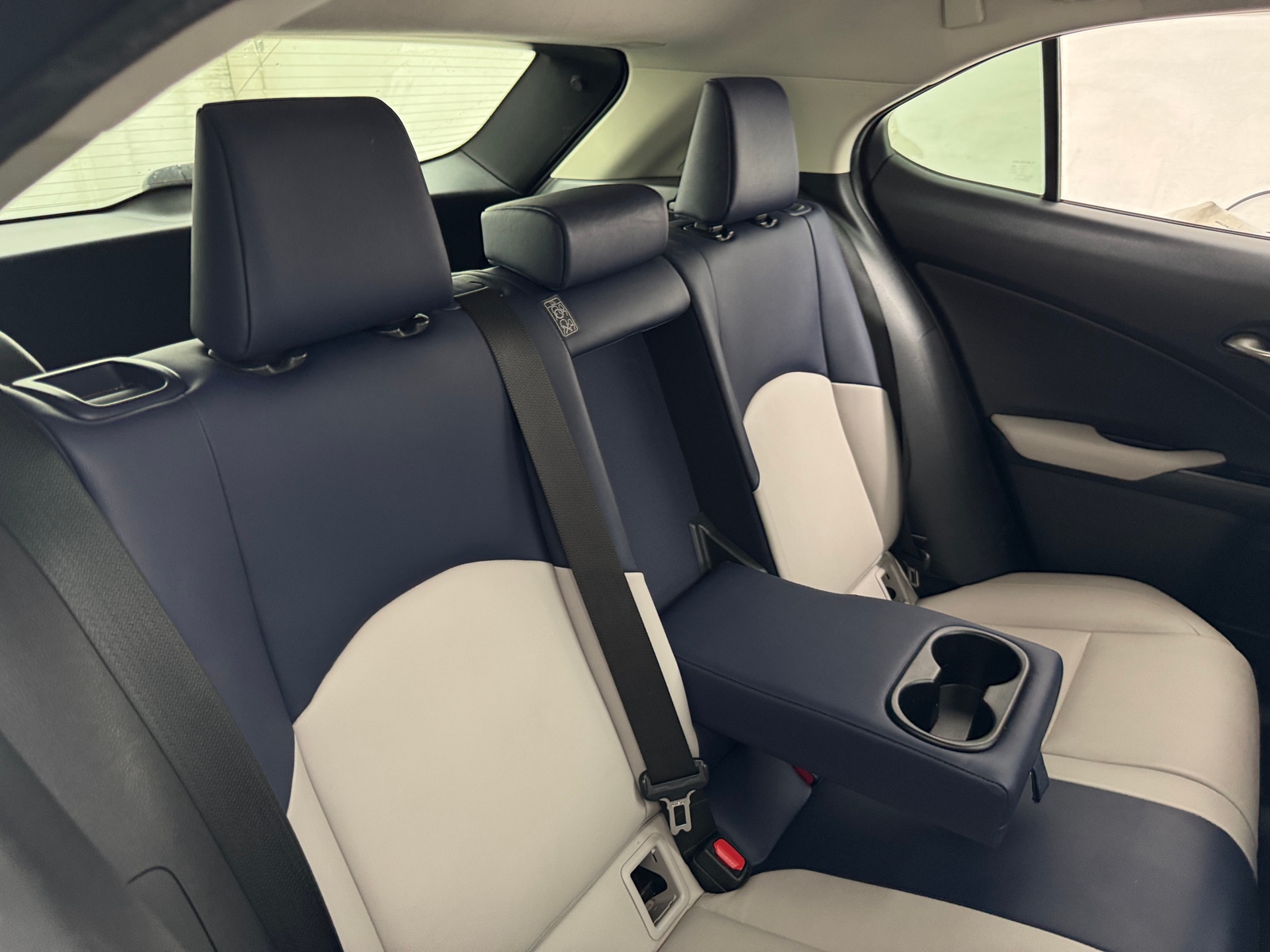 Thumbnail: 2019 Lexus UX - 5