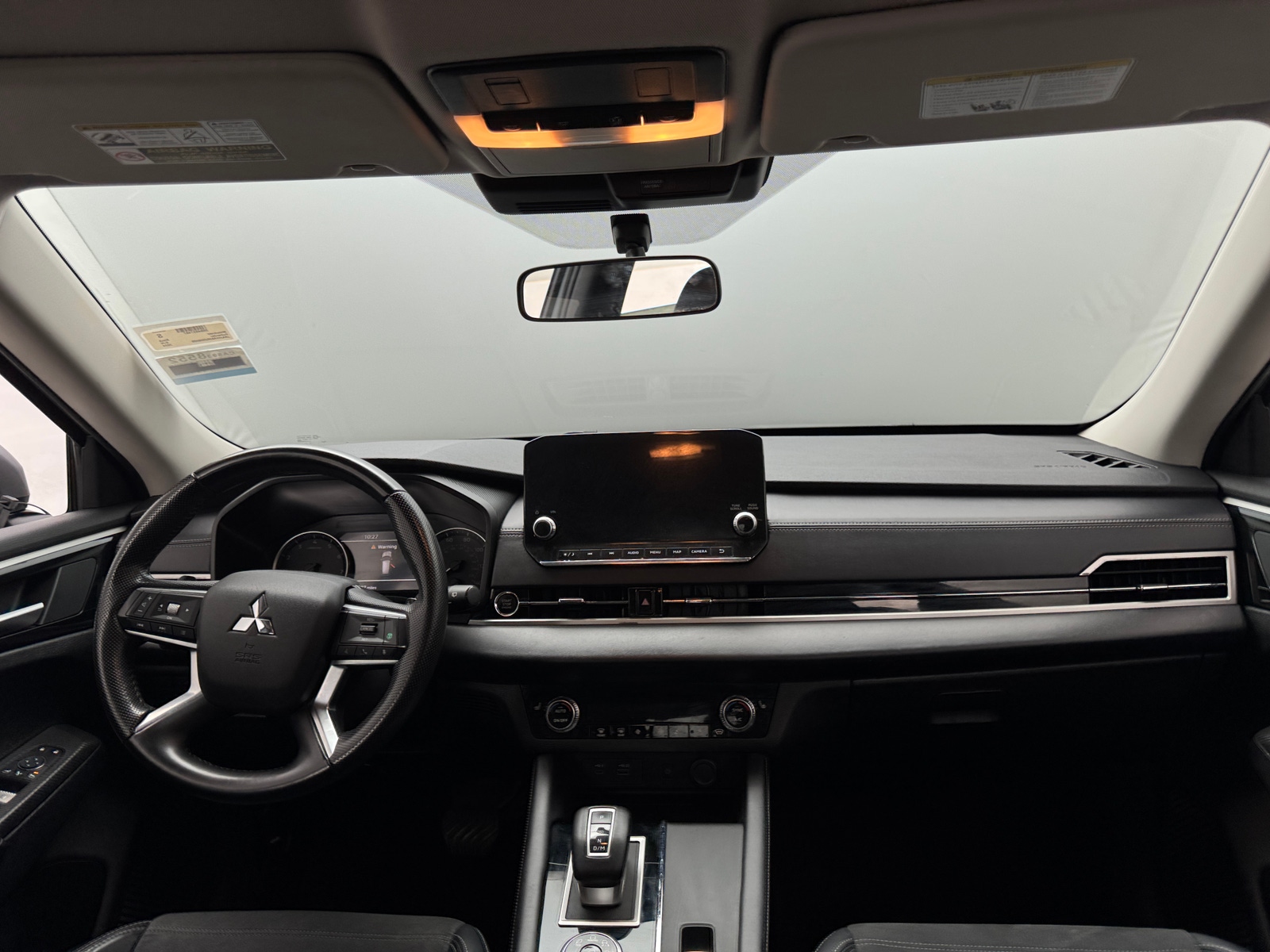Thumbnail: 2024 Mitsubishi Outlander - 3