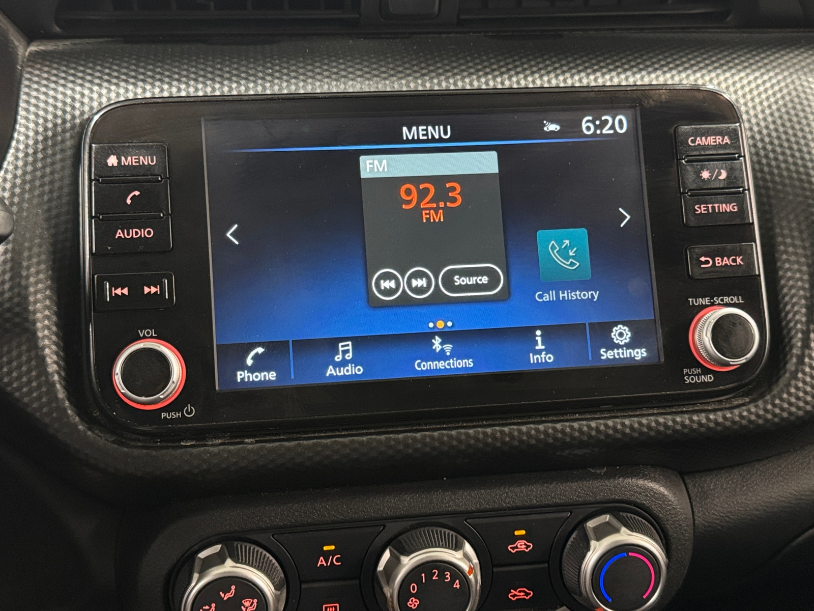 Thumbnail: 2024 Nissan Kicks - 4