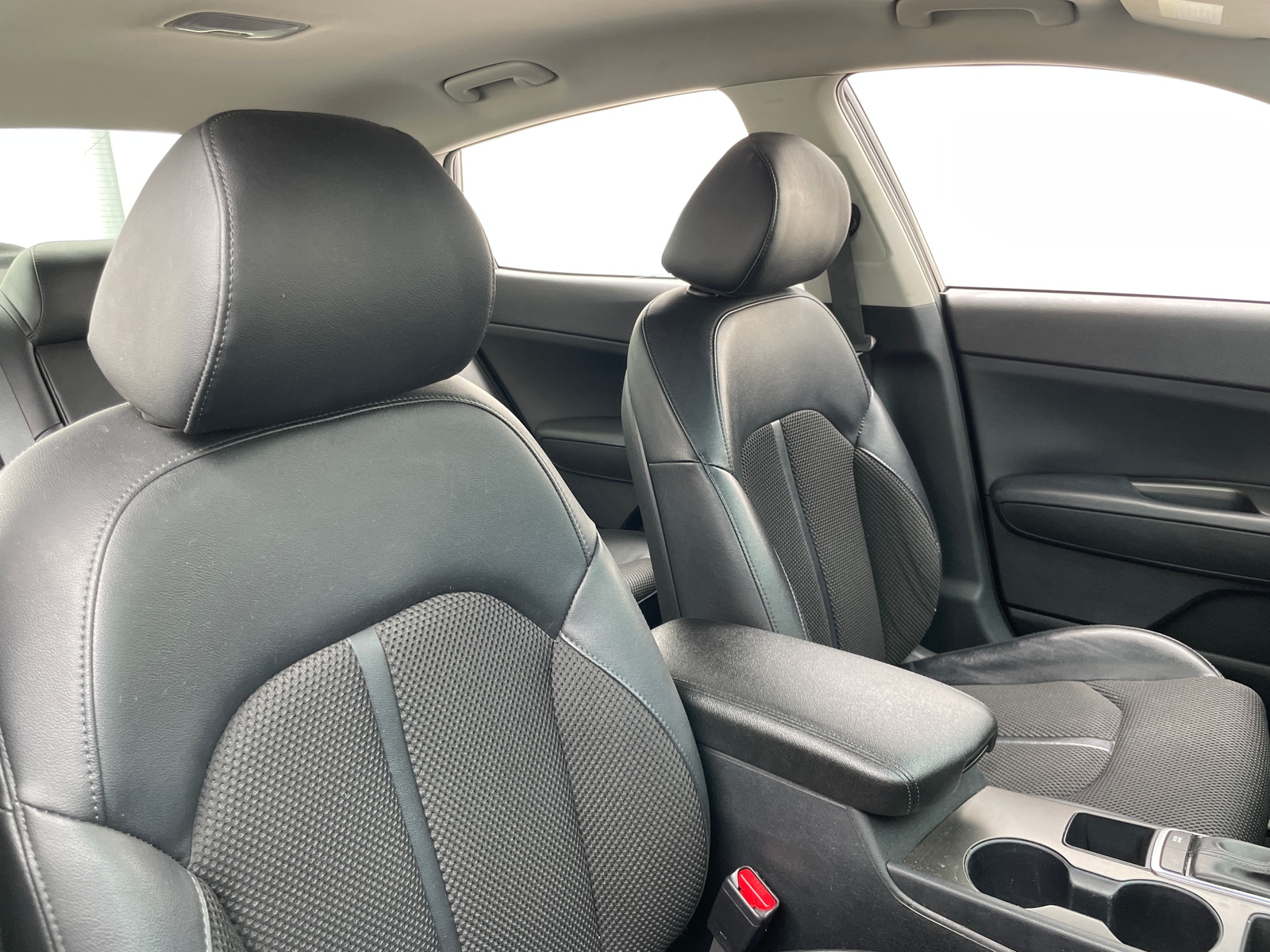 Thumbnail: 2019 Kia Optima - 2