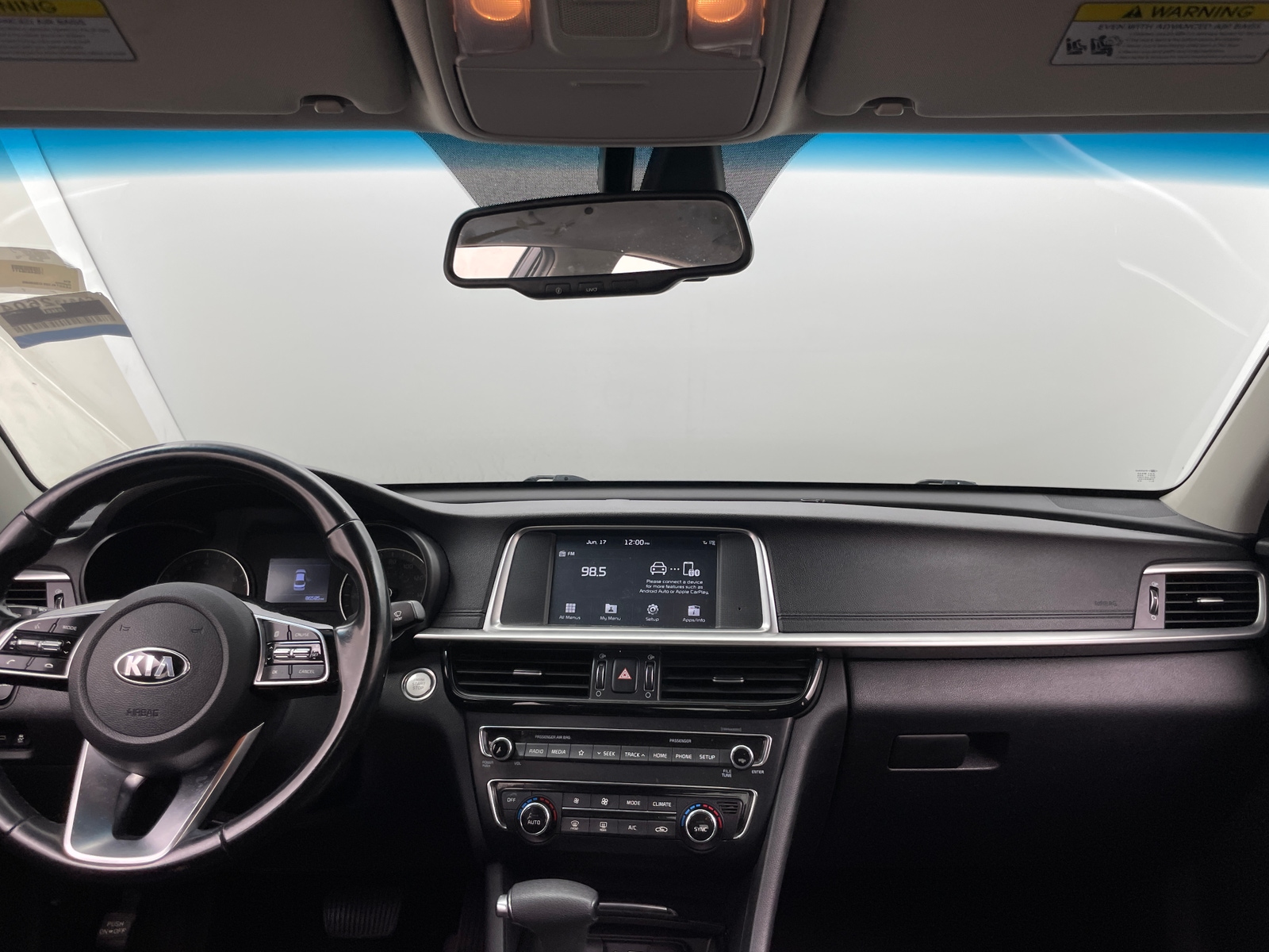 Thumbnail: 2019 Kia Optima - 3