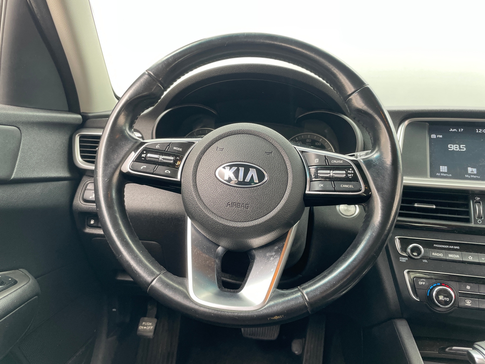Thumbnail: 2019 Kia Optima - 5