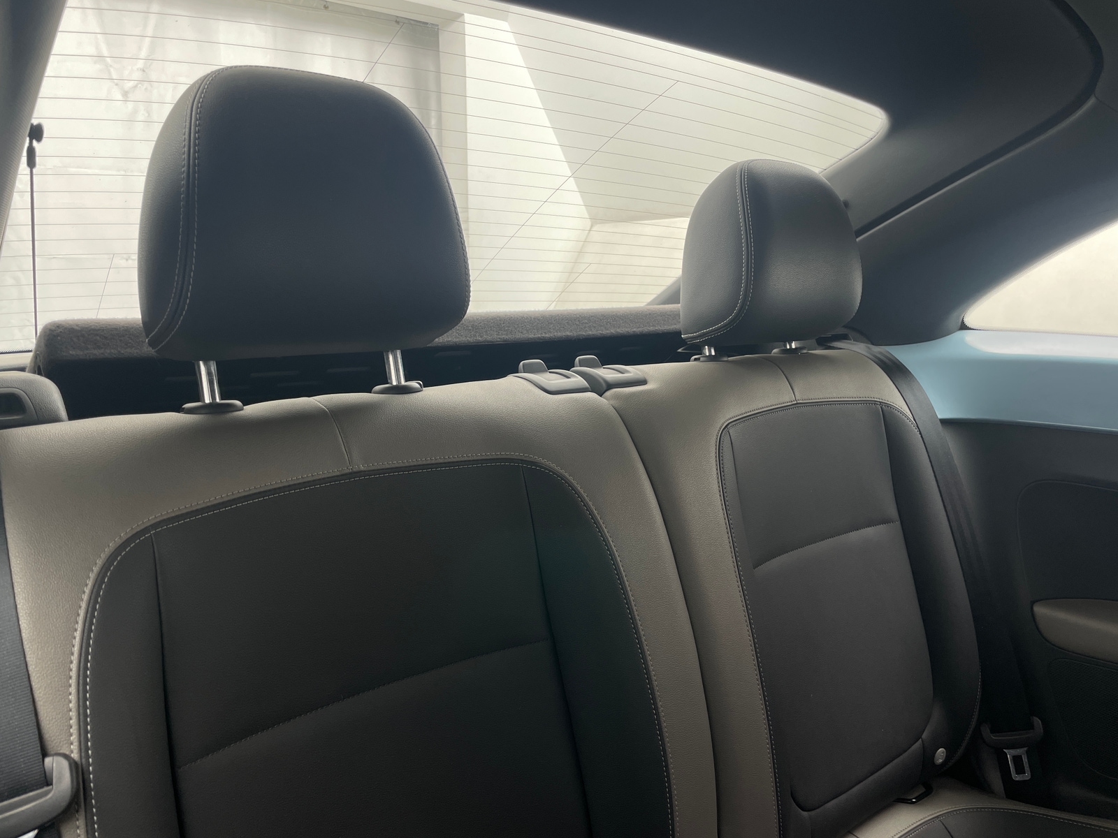 Thumbnail: 2013 Volkswagen Beetle - 6