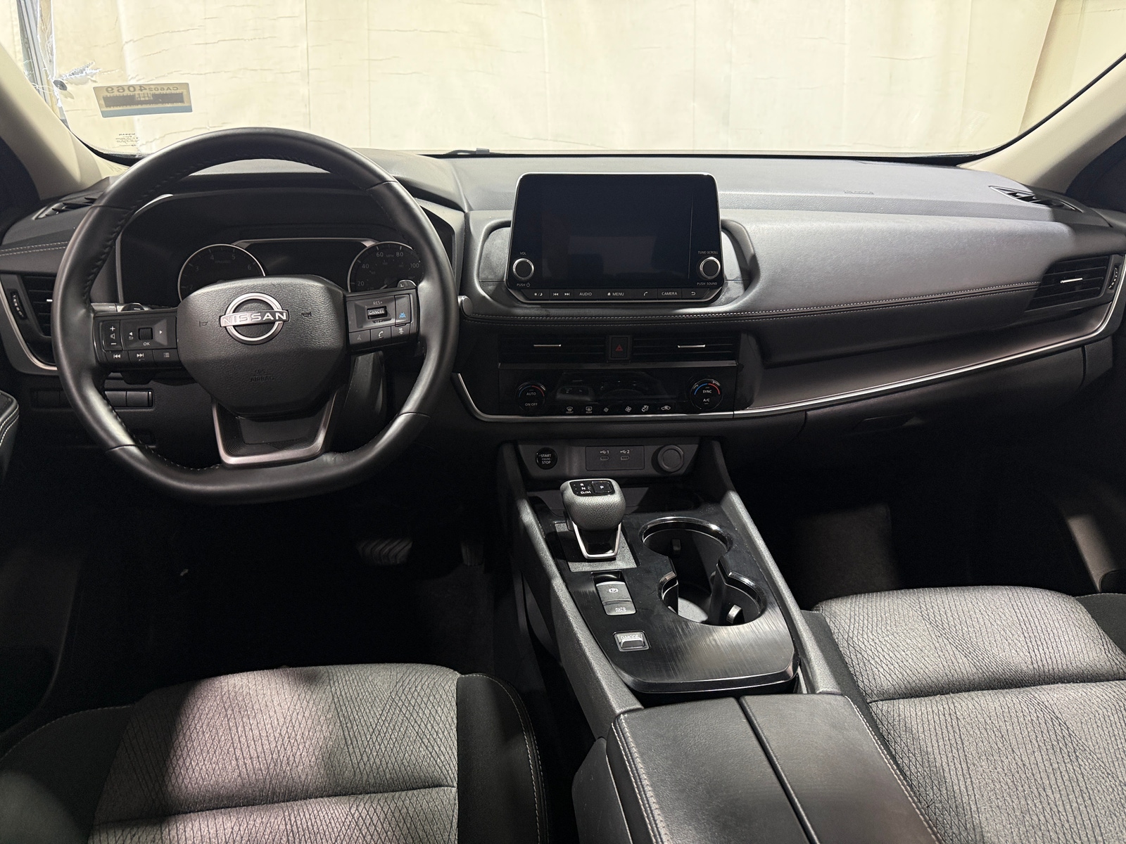 Thumbnail: 2025 Nissan Rogue - 3