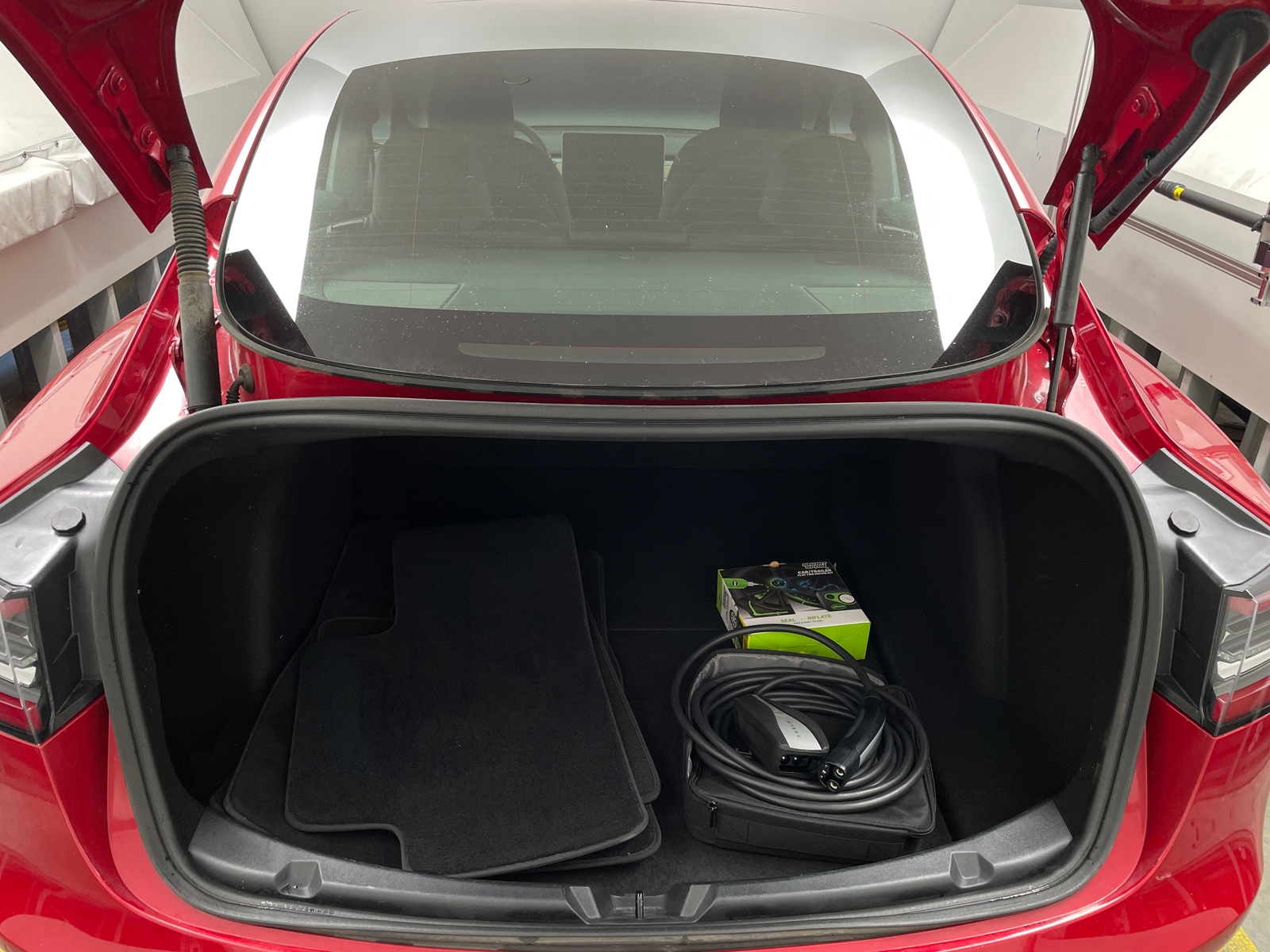 Thumbnail: 2022 Tesla Model 3 - 6