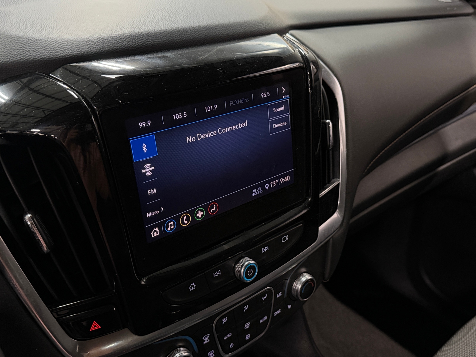 Thumbnail: 2021 Chevrolet Traverse - 4