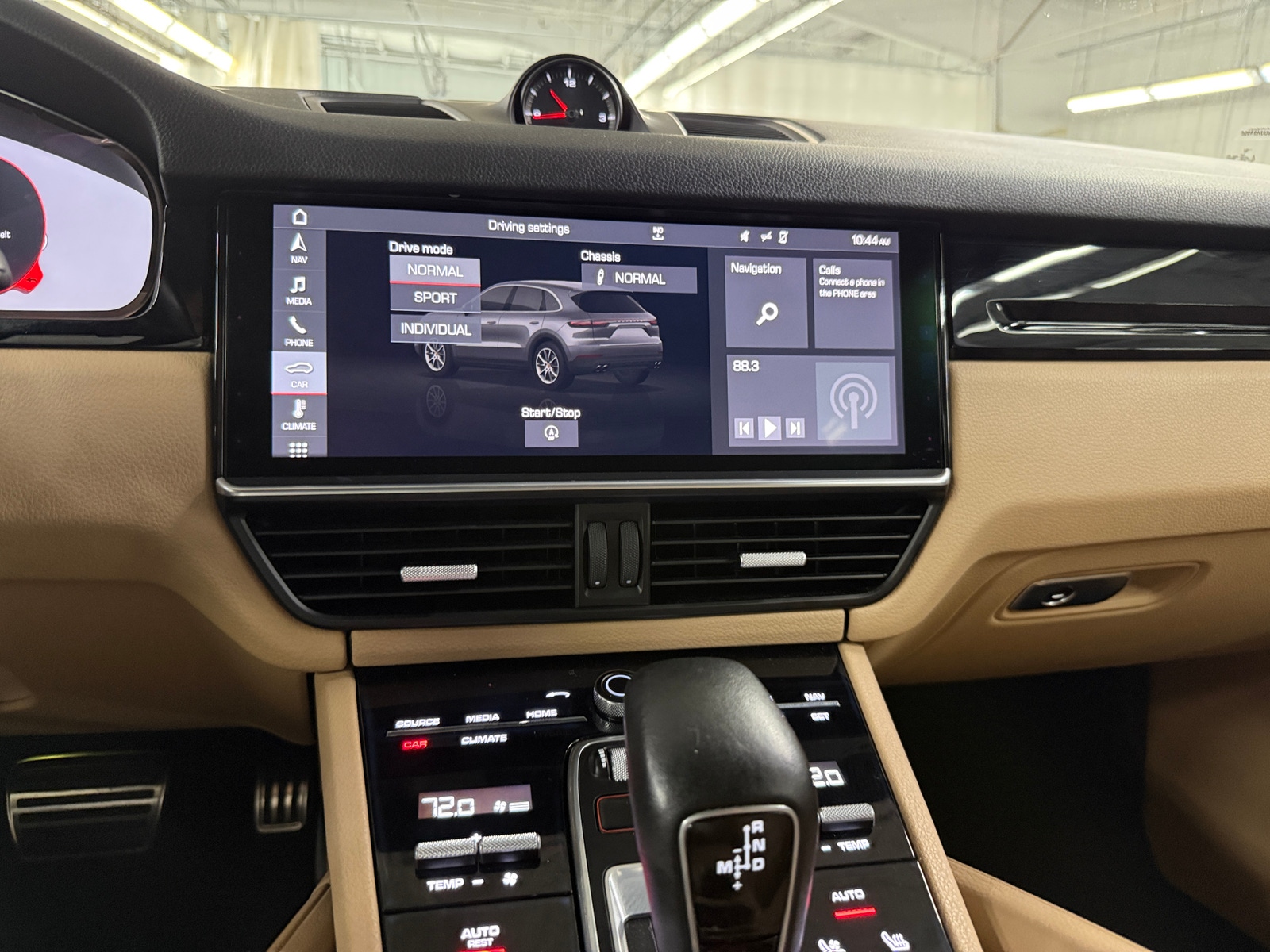 Thumbnail: 2019 Porsche Cayenne - 3