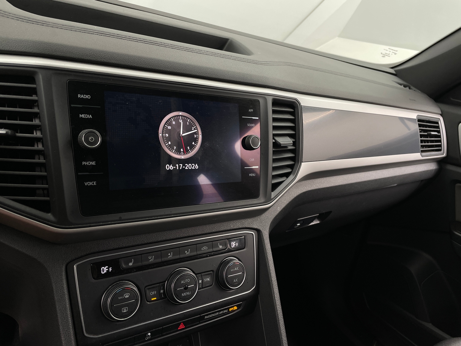 Thumbnail: 2021 Volkswagen Atlas - 3