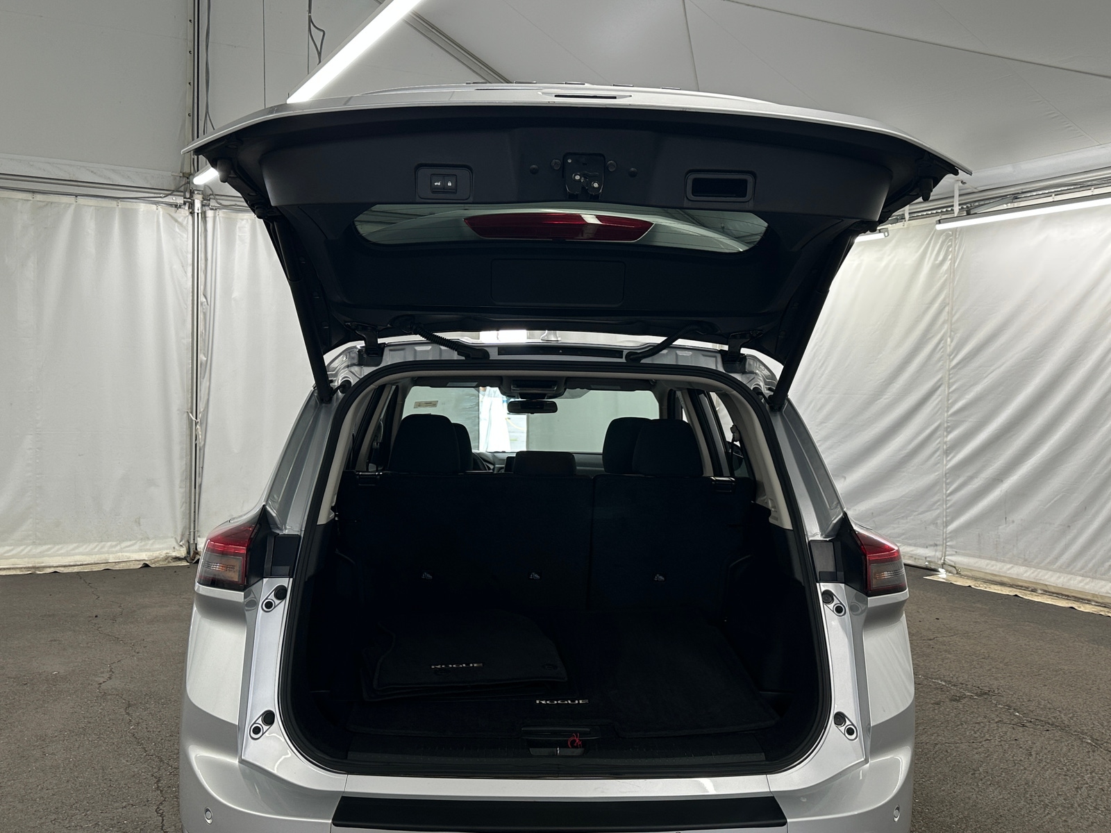 Thumbnail: 2025 Nissan Rogue - 7