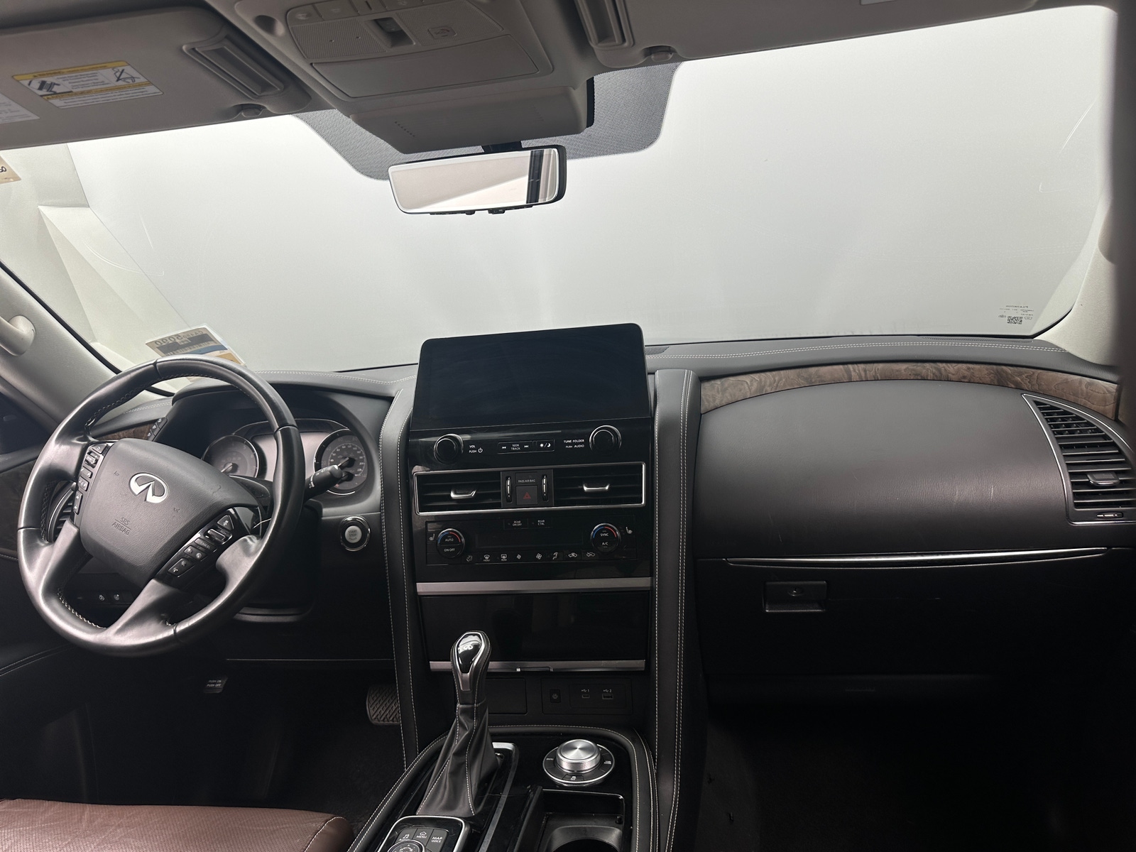 Thumbnail: 2022 INFINITI QX80 - 2