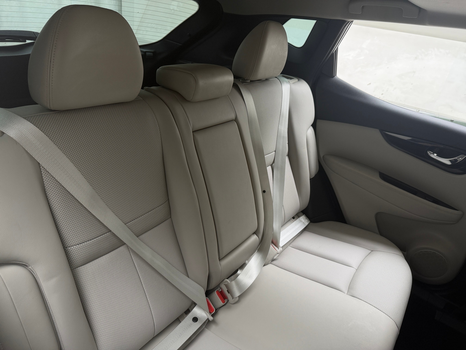 Thumbnail: 2022 Nissan Rogue Sport - 5