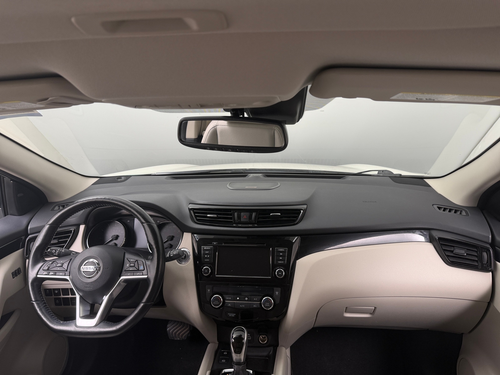Thumbnail: 2022 Nissan Rogue Sport - 2