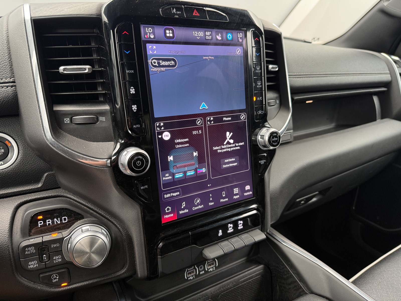 Thumbnail: 2025 RAM 1500 - 3