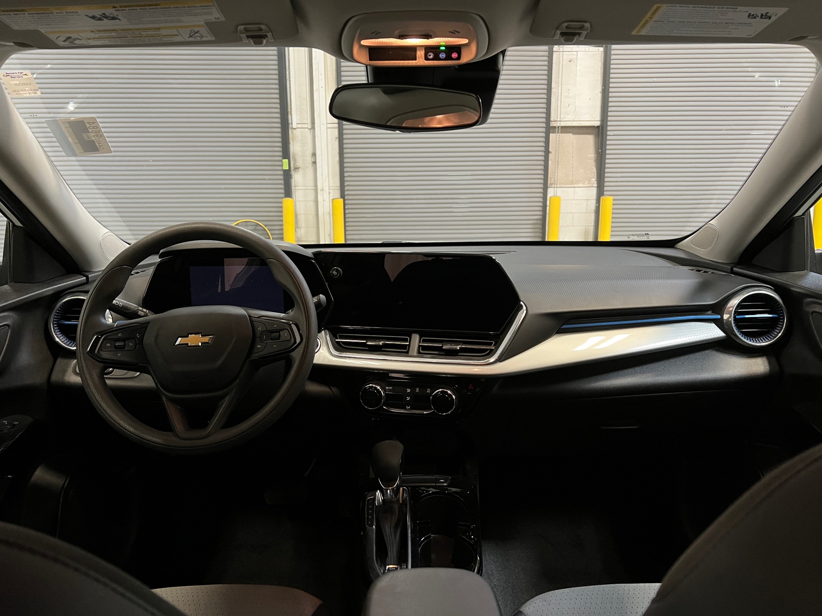 Thumbnail: 2025 Chevrolet Trax - 3