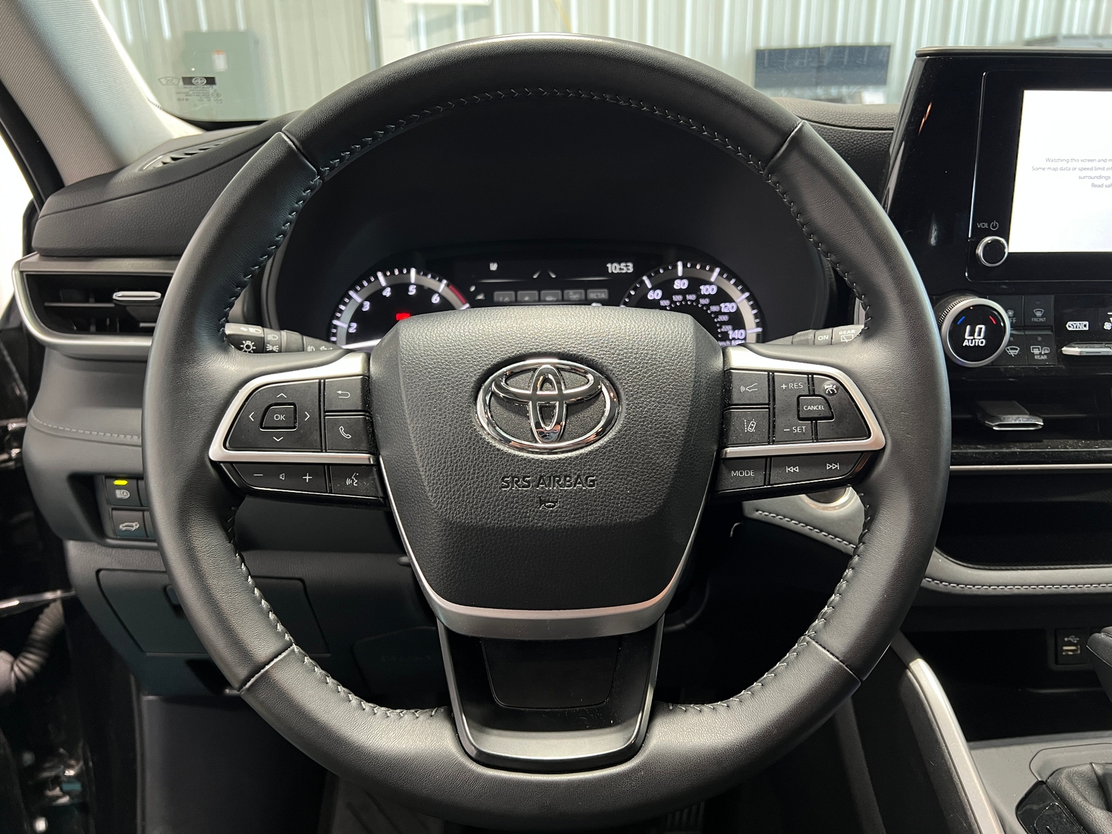 Thumbnail: 2025 Toyota Highlander - 5
