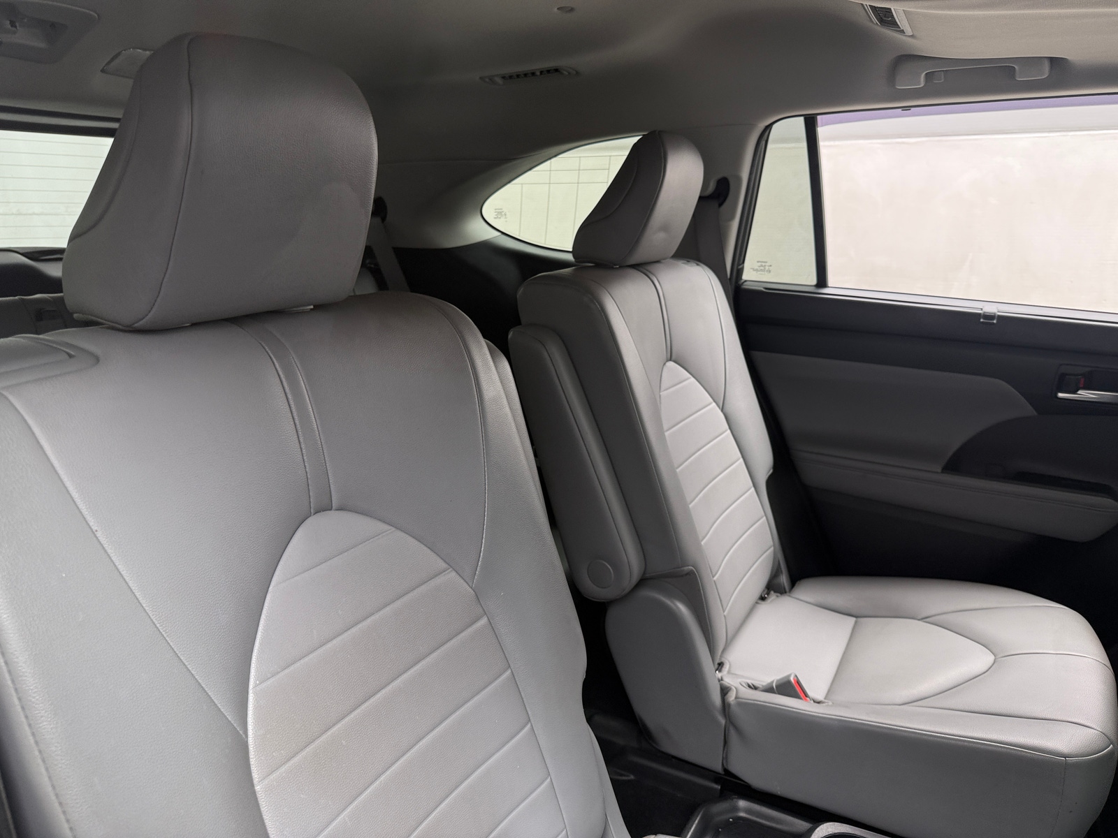 Thumbnail: 2021 Toyota Highlander - 6