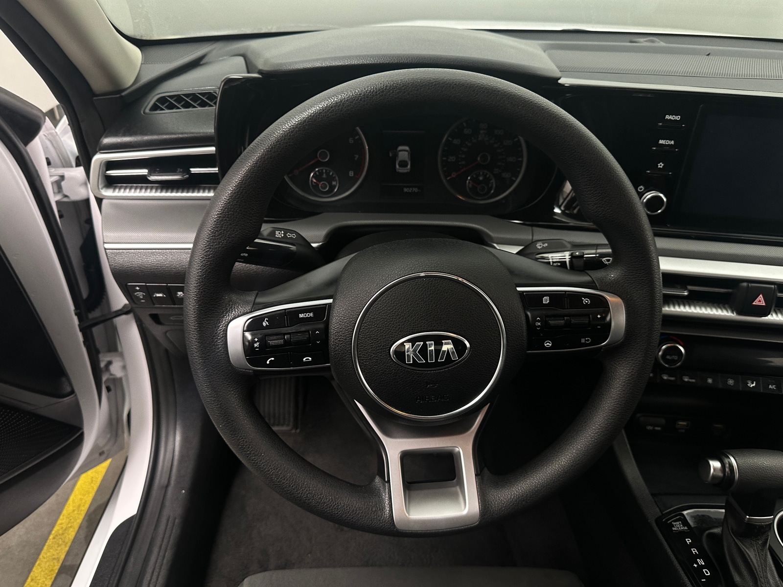 Thumbnail: 2021 Kia K5 - 5