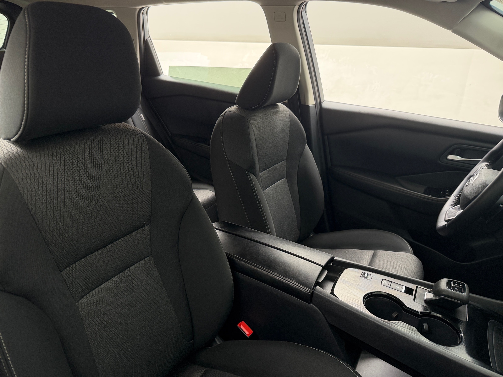 Thumbnail: 2025 Nissan Rogue - 2