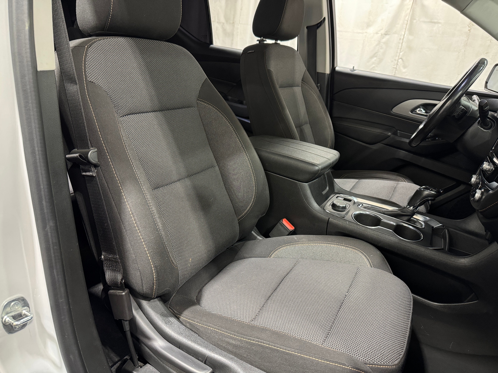Thumbnail: 2020 Chevrolet Traverse - 2
