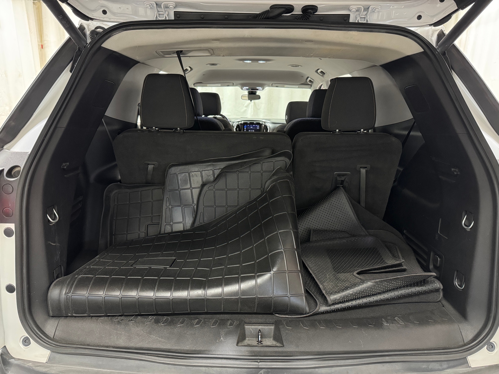 Thumbnail: 2020 Chevrolet Traverse - 7