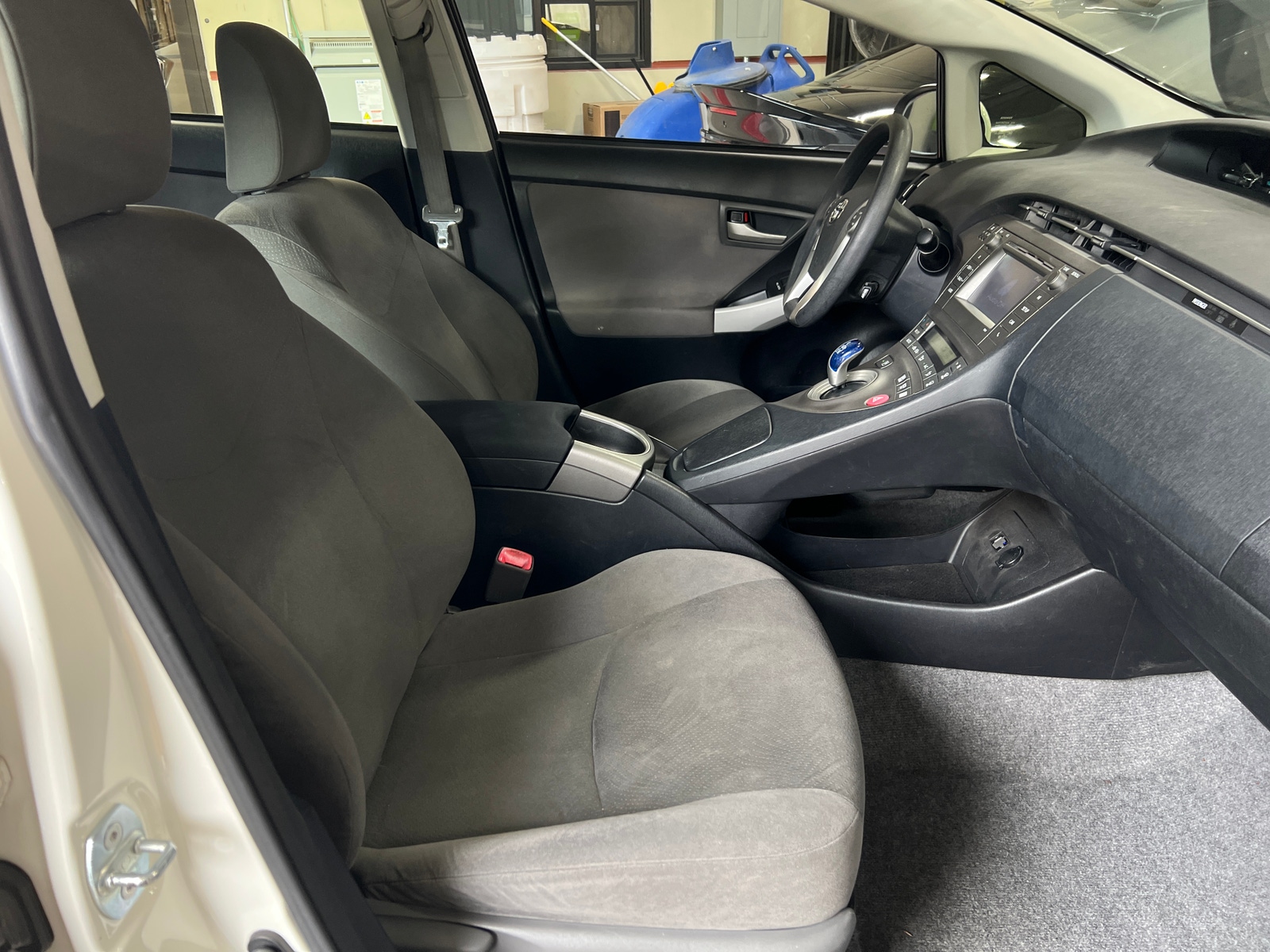 Thumbnail: 2012 Toyota Prius - 2