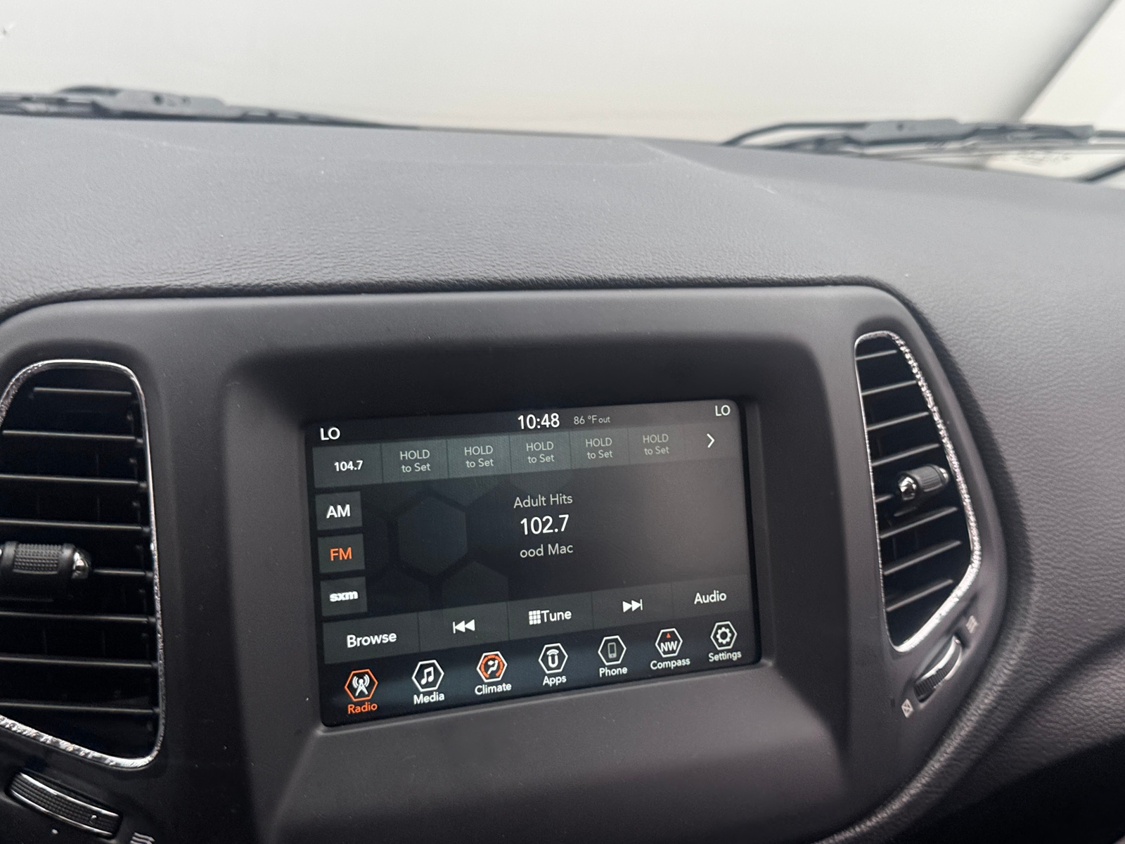 Thumbnail: 2020 Jeep Compass - 4