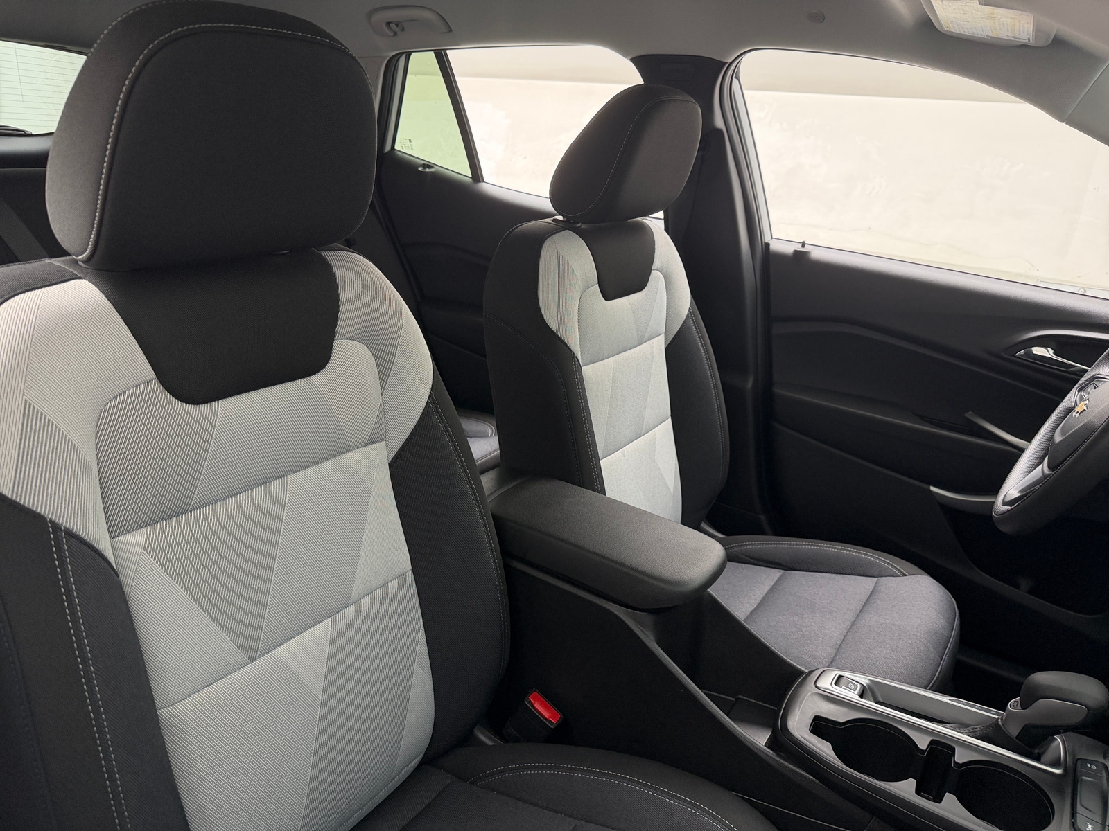 Thumbnail: 2026 Chevrolet Trax - 2