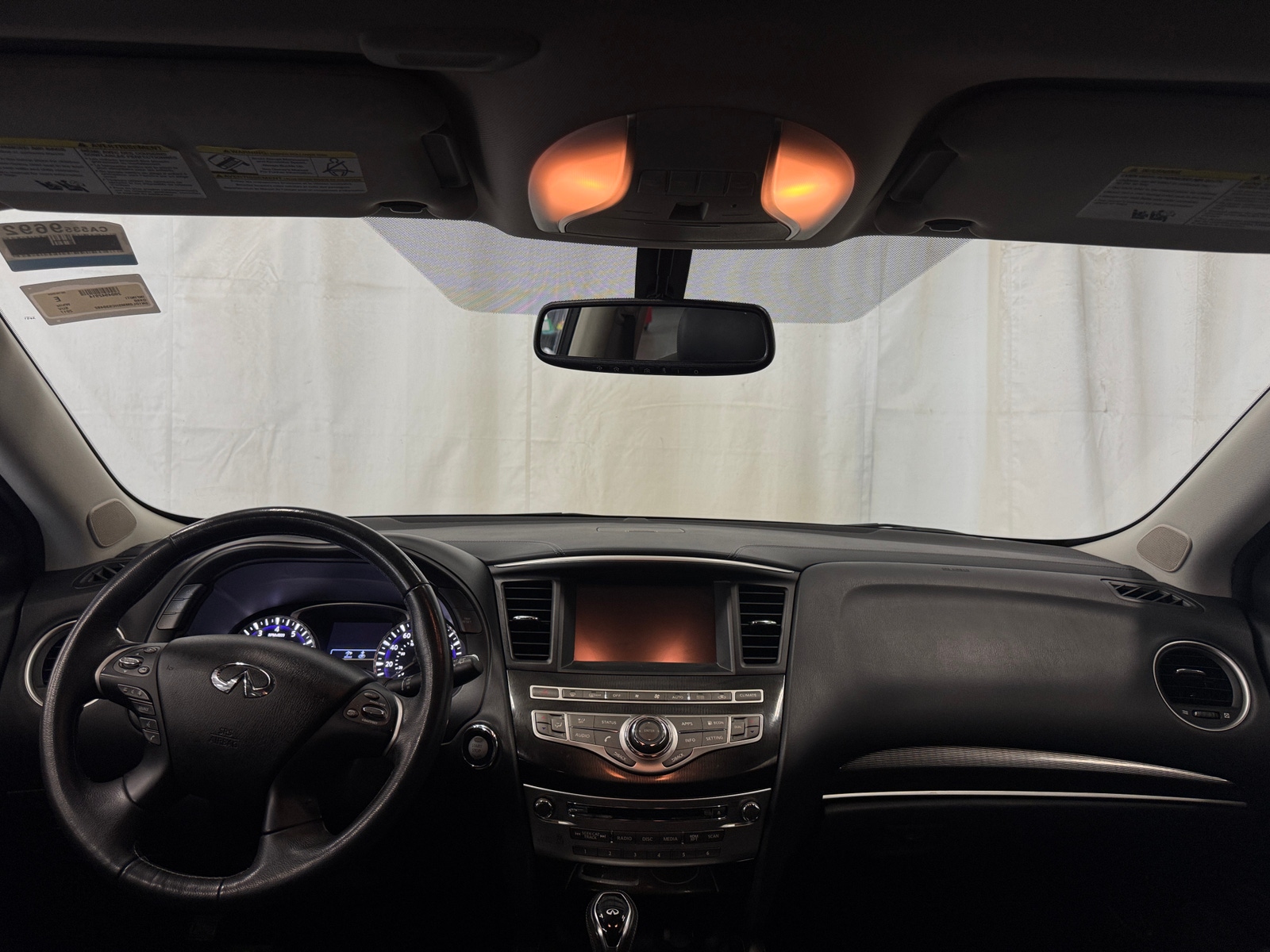 Thumbnail: 2017 INFINITI QX60 - 2