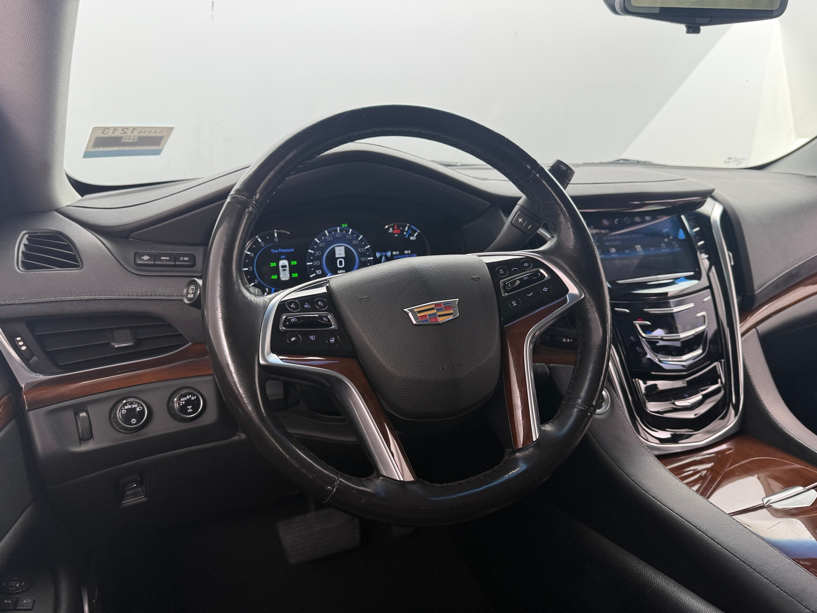 Thumbnail: 2019 Cadillac Escalade - 4