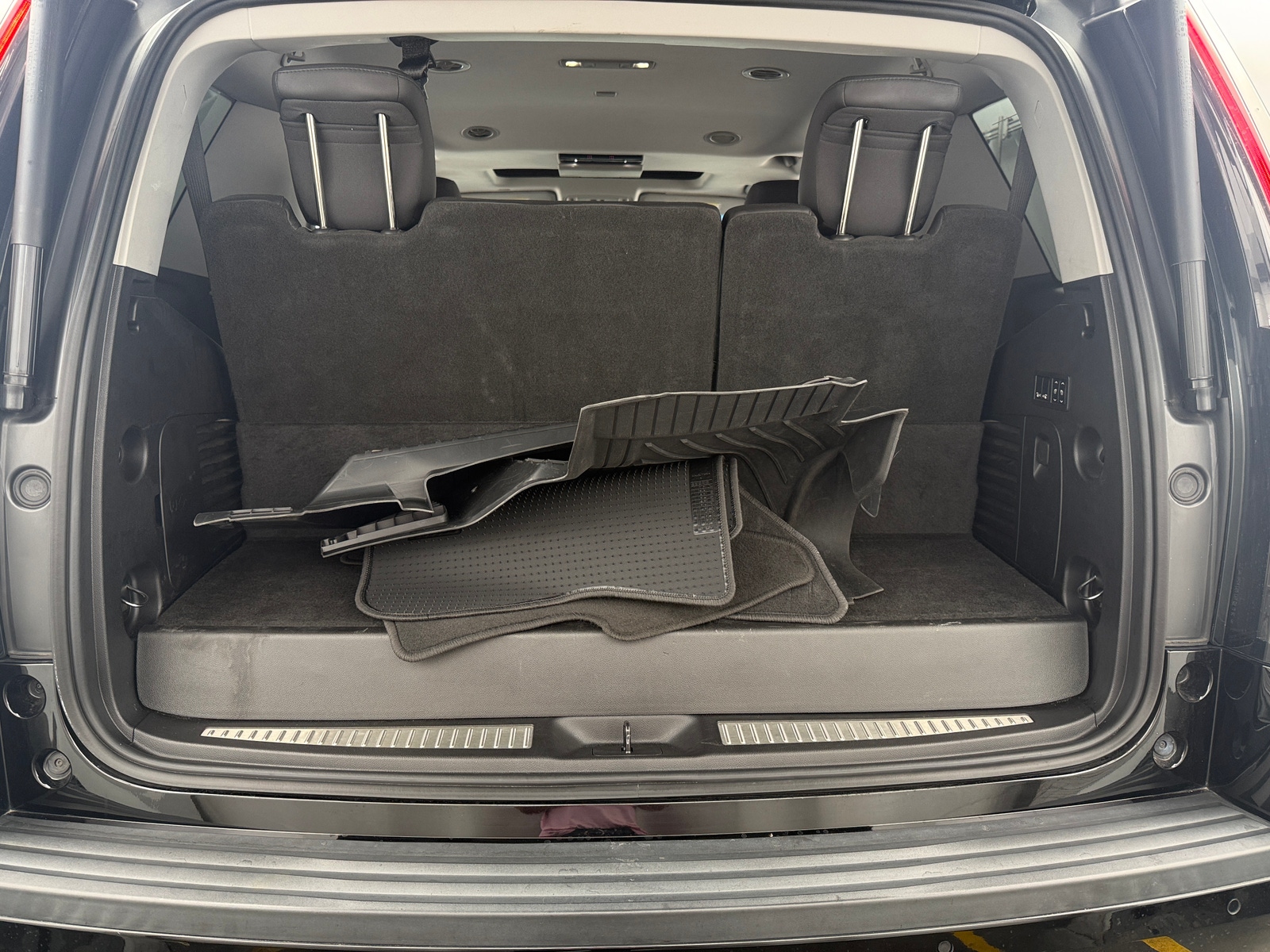 Thumbnail: 2019 Cadillac Escalade - 6