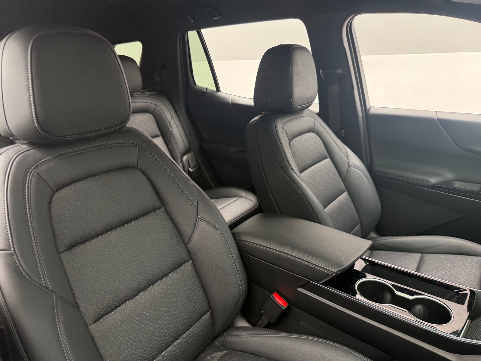 Thumbnail: 2025 Chevrolet Equinox - 2