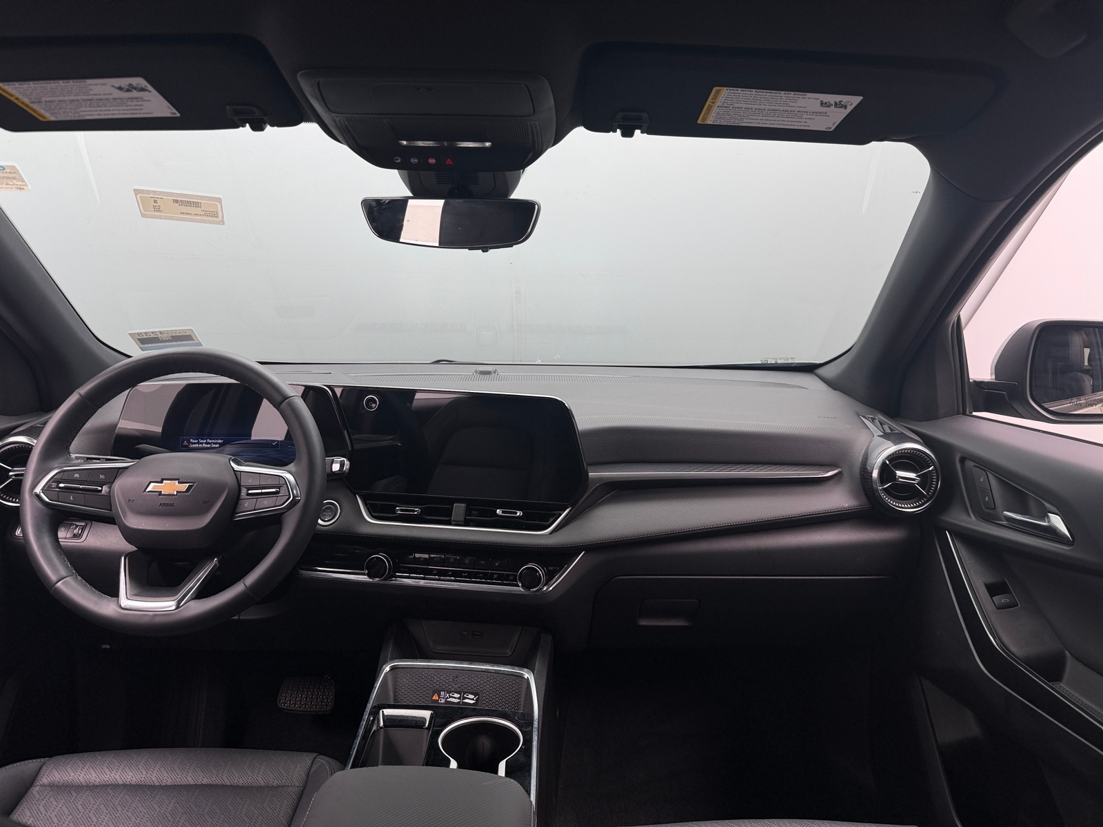 Thumbnail: 2025 Chevrolet Equinox - 3