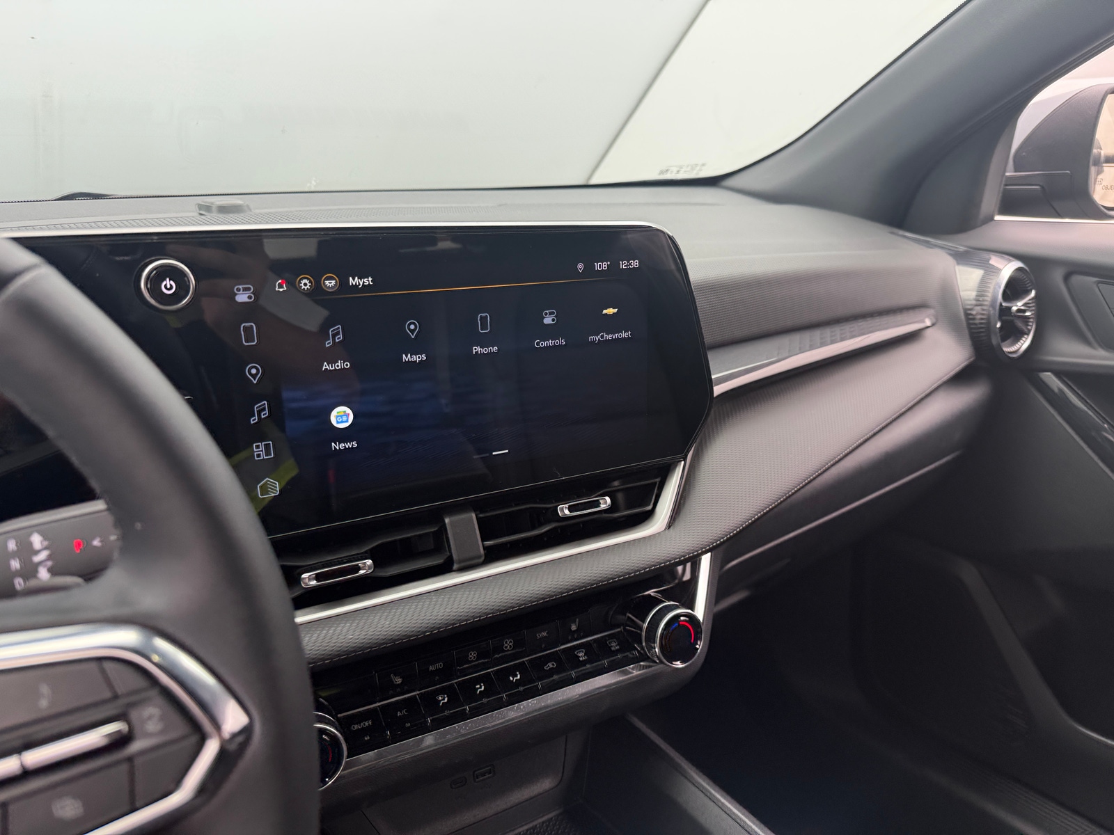 Thumbnail: 2025 Chevrolet Equinox - 4