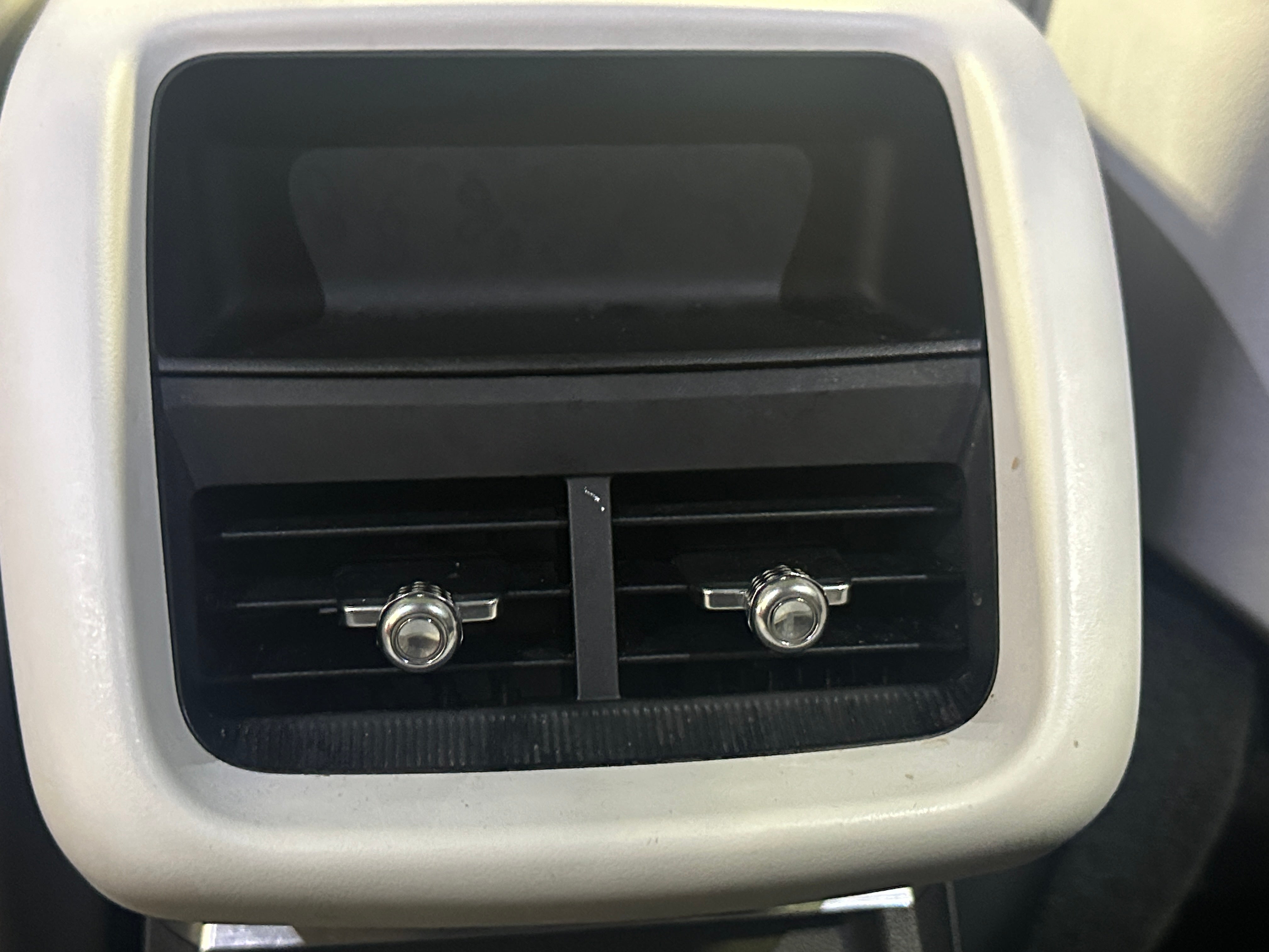 Used 2024 Cadillac LYRIQ Luxury 2 with VIN 1GYKPRRL2RZ124392 for sale in Auburn, WA