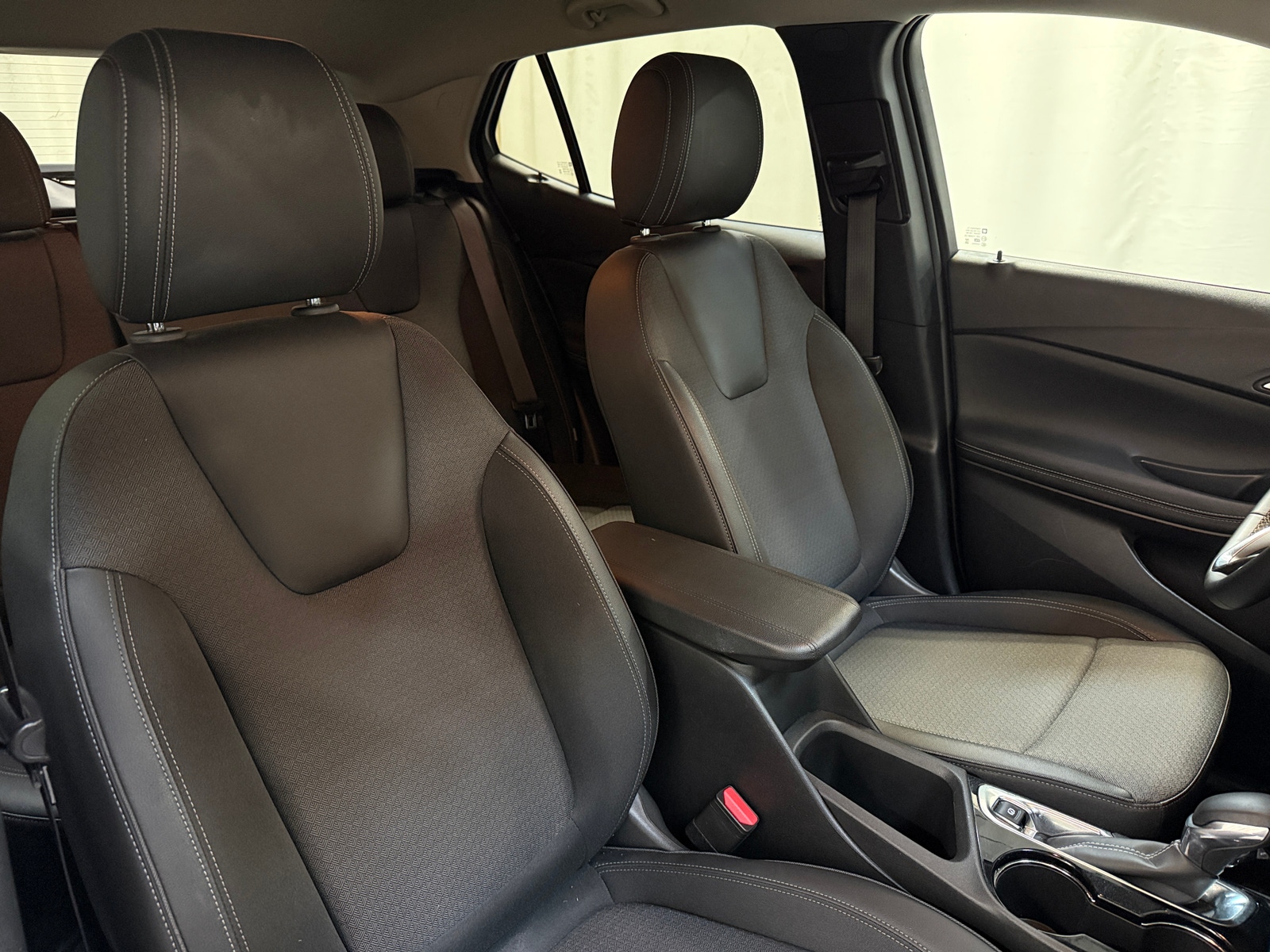 Thumbnail: 2025 Buick Encore GX - 2