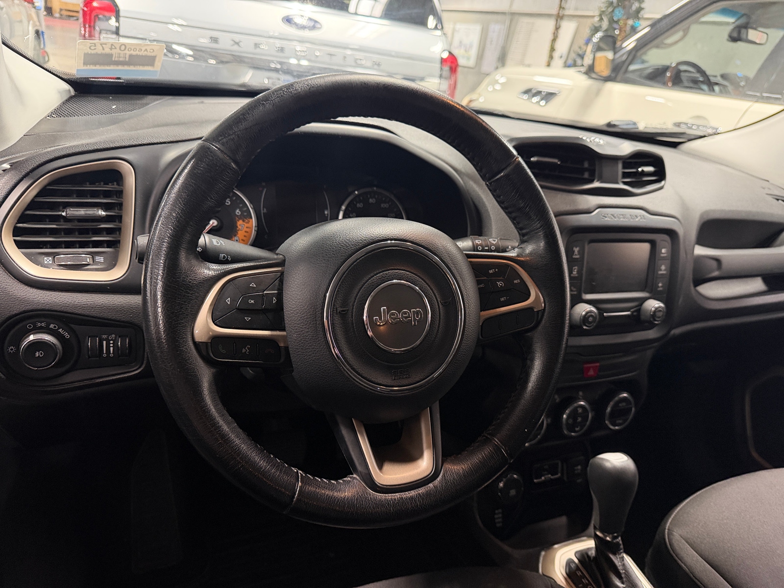 Thumbnail: 2016 Jeep Renegade - 5