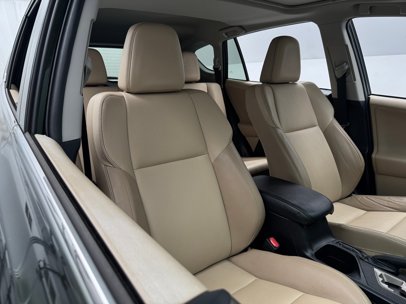 Thumbnail: 2013 Toyota RAV4 - 2