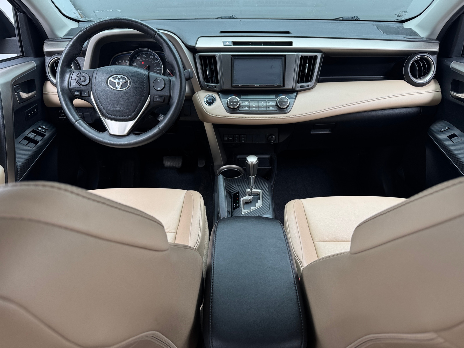 Thumbnail: 2013 Toyota RAV4 - 3